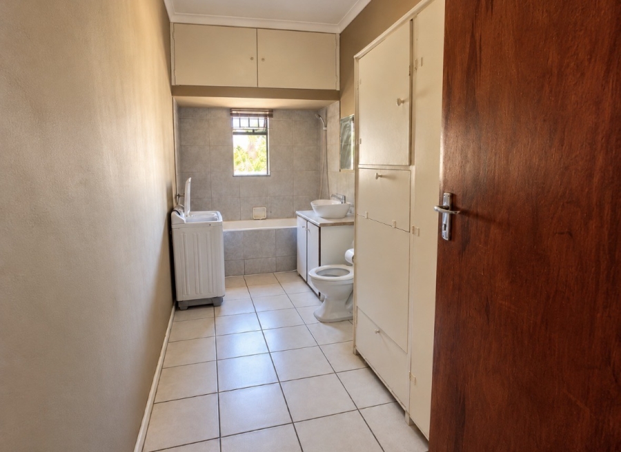 4 Bedroom Property for Sale in Trompsburg Free State